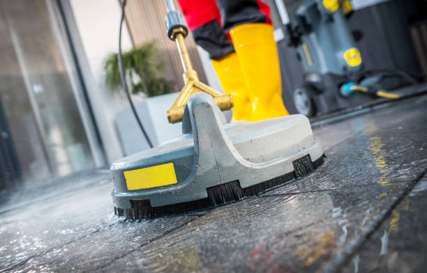 Best Pressure Washing Driveway  in Karnes City, TX