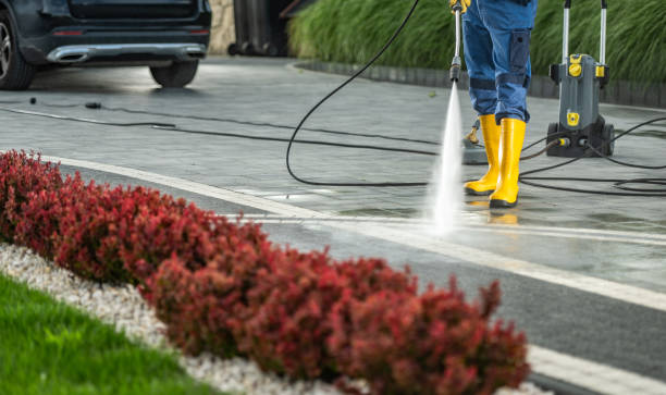 Best Concrete Pressure Washing  in Karnes City, TX